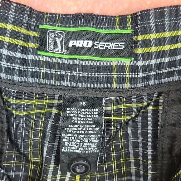🍄3/50$🍄 PGA TOUR Pro Series Golf plaid shorts size 36 - Picture 5 of 5